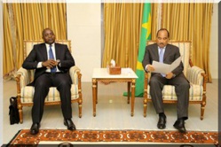AUDIENCE AVEC LE PRESIDENT MAURITANIEN: le ministre Oumar GUEYE évoque les activités des pêcheurs de Saint-Louis.