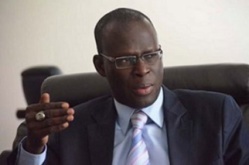Affaires du pétrole et de Mittal: Maacky SALL "est dans l'obligation d'éclairer notre lanterne", selon Cheikh Bamba DIEYE. Affaires du pétrole et de Mittal: Maacky SALL "est dans l'obligation d'éclairer notre lanterne", selon Cheikh Bamba DIEYE.