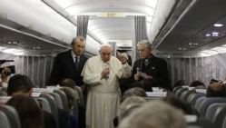 Le pape demande au monde musulman de condamner le terrorisme islamiste Le pape demande au monde musulman de condamner le terrorisme islamiste