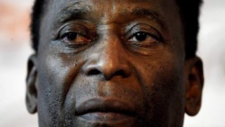 Pelé n'est plus sous assistance rénale Pelé n'est plus sous assistance rénale