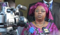 Ebola : 20 médecins sénégalais envoyés au Libéria, en Sierra Léone et en Guinée Ebola : 20 médecins sénégalais envoyés au Libéria, en Sierra Léone et en Guinée