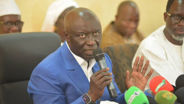 Interrogé sur l’origine de sa fortune impressionnante, Idy pique une colère noire (vidéo) Interrogé sur l’origine de sa fortune impressionnante, Idy pique une colère noire (vidéo)