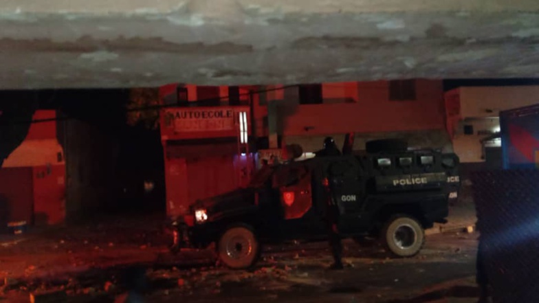 Saint-Louis : L’avenue Moustaph malick GAYE (aussi) bloquée Saint-Louis : L’avenue Moustaph malick GAYE (aussi) bloquée