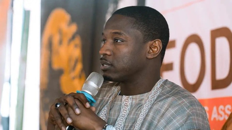 Hué au grand rassemblement du F24 : Pape Djibril Fall s'en prend aux militants de Pastef Hué au grand rassemblement du F24 : Pape Djibril Fall s'en prend aux militants de Pastef