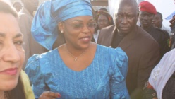 Visite surprise : Marième Faye Sall envahie de partout à Saint-Louis Visite surprise : Marième Faye Sall envahie de partout à Saint-Louis