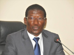 Orientation de 1100 nouveaux bacheliers à la Fac médecine : Mary Teuw Niane campe sur sa position Orientation de 1100 nouveaux bacheliers à la Fac médecine : Mary Teuw Niane campe sur sa position