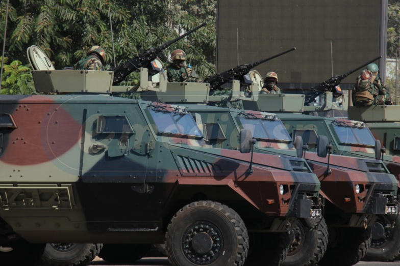 Sans état de siège, l’armée déployée dans les rues de Dakar