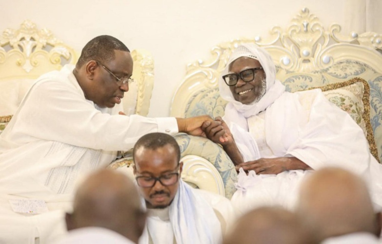 Tête-à-tête d'une heure entre Macky et Serigne Mountakha (vidéo)