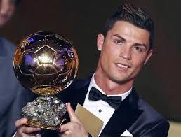 Cristiano Ronaldo remporte le Ballon d'Or Cristiano Ronaldo remporte le Ballon d'Or