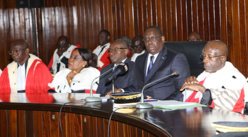 Le discours du Président de la République à la rentrée solennelle des Cours et Tribunaux. Le discours du Président de la République à la rentrée solennelle des Cours et Tribunaux.