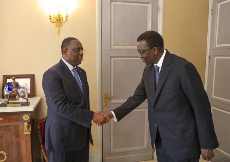 Recul de Macky SALL pour 2024 : vers l'intronisation du PM Amadou BA Recul de Macky SALL pour 2024 : vers l'intronisation du PM Amadou BA