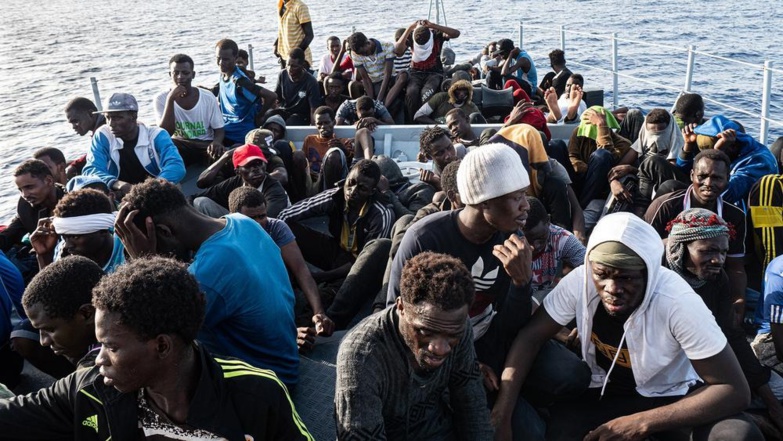 Disparition de 300 migrants dont des Sénégalais dans les Îles des Canaries : Mimi Touré interpelle l’Etat Sénégal