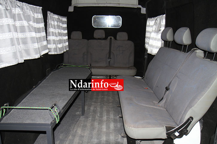 L'intérieur du véhicule. L'intérieur du véhicule.