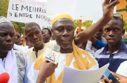 SAINT-LOUIS - MARCHE CONTRE CHARLIE HEBDO:l'intégralité de la déclaration du professeur Habib KEBE ( document) SAINT-LOUIS - MARCHE CONTRE CHARLIE HEBDO:l'intégralité de la déclaration du professeur Habib KEBE ( document)