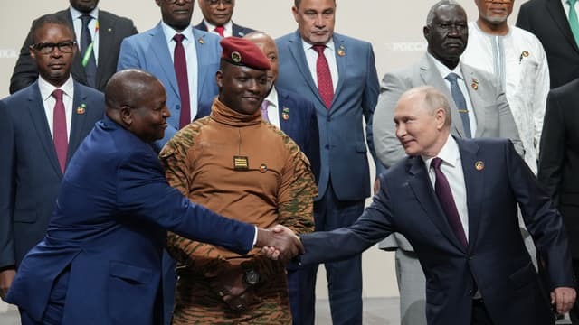 Moscou et les pays africains s'engagent à promouvoir un «ordre multipolaire» sans «néocolonialisme» (Poutine)
