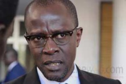 Réunion au Palais : Yaxam pète les plombs Réunion au Palais : Yaxam pète les plombs