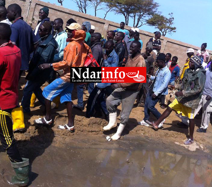 URGENT - SOULÈVEMENT A GUET-NDAR: les mareyeurs très en colère contre la Mairie.