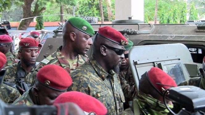 Niger : la junte vient chercher du soutien en Guinée Niger : la junte vient chercher du soutien en Guinée