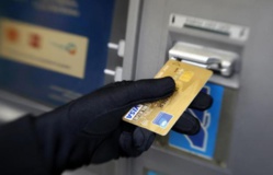 SAINT-LOUIS - VOL D’UN COMPTE BANCAIRE : Deux mois ferme pour les lycéennes. SAINT-LOUIS - VOL D’UN COMPTE BANCAIRE : Deux mois ferme pour les lycéennes.