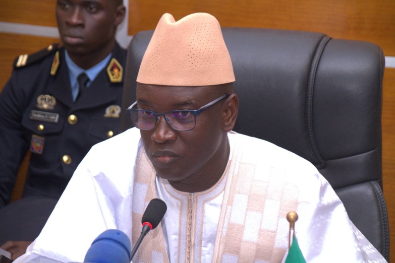 Aly Ngouille Ndiaye quitte le Macky Aly Ngouille Ndiaye quitte le Macky