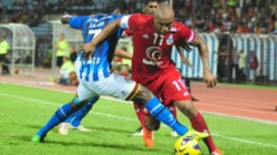 El Hadji Diouf couvert d’éloges par la presse malaisienne El Hadji Diouf couvert d’éloges par la presse malaisienne