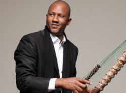 Ablaye CISSOKHO joue à Nantes (France) ce 26 mars 2015. Ablaye CISSOKHO joue à Nantes (France) ce 26 mars 2015.