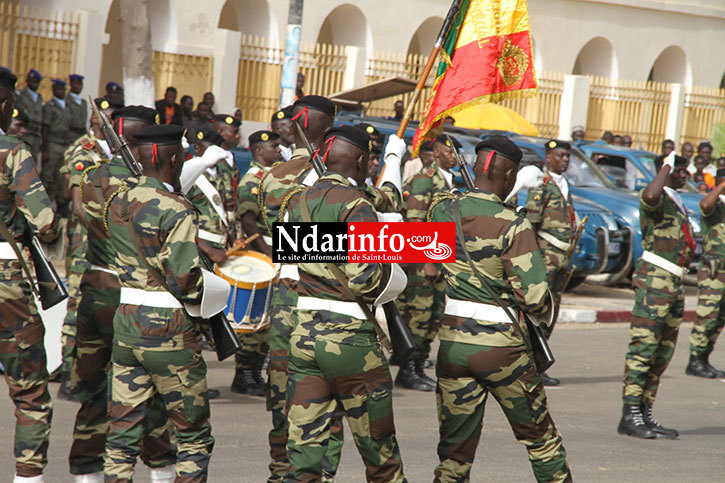 DIRECT - 4 AVRIL 2015: Prise d'armes sur la Place Faidherbe (photos)