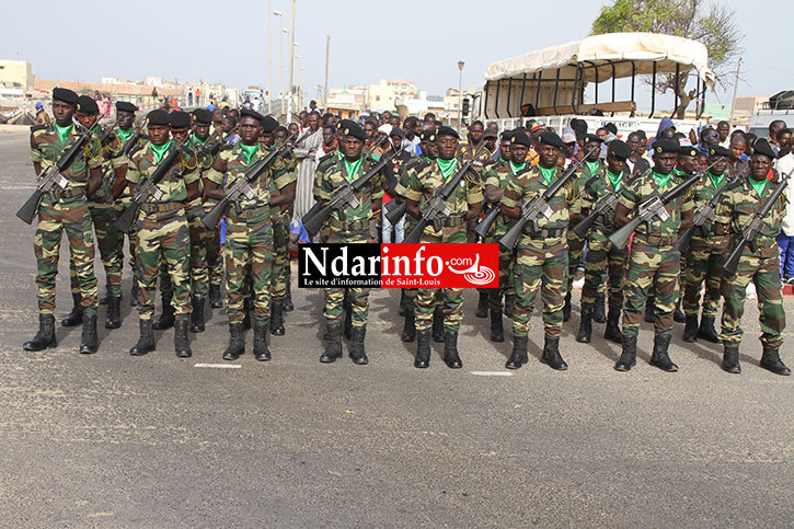 DIRECT - 4 Avril 2015: la revue des troupes sur la Place Faidherbe (Photos)