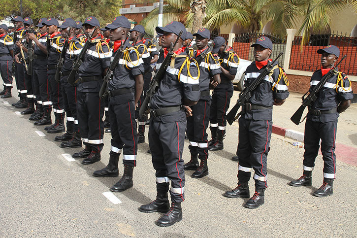 DIRECT - 4 Avril 2015: la revue des troupes sur la Place Faidherbe (Photos)
