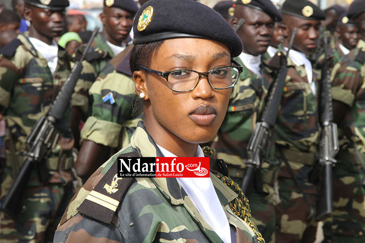 DIRECT - 4 Avril 2015: la revue des troupes sur la Place Faidherbe (Photos)