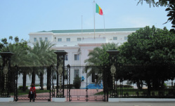 COMMUNIQUE DU CONSEIL DES MINISTRES DU 09 avril 2015
