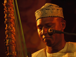 MUSIQUE : Ablaye CISSOKHO au Festival Agape du Mexique puis au World Music de Panama.