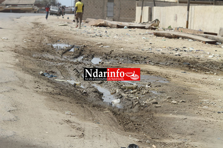 SAINT-LOUIS : les cimetières de Thième et Thiaka Ndiaye vandalisés sans vergogne. Regardez !