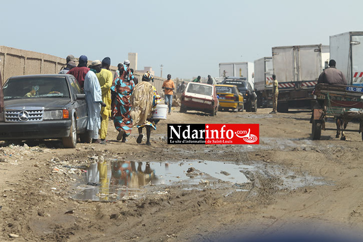 SAINT-LOUIS : les cimetières de Thième et Thiaka Ndiaye vandalisés sans vergogne. Regardez !