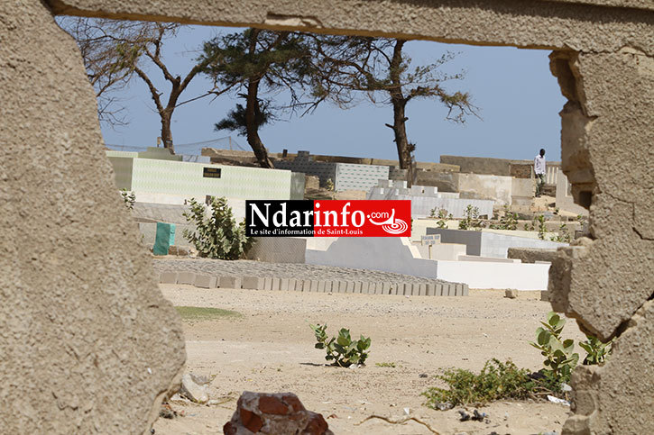 SAINT-LOUIS : les cimetières de Thième et Thiaka Ndiaye vandalisés sans vergogne. Regardez !