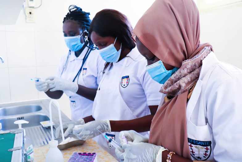 Sénégal : " 48 sur 92 écoles de formation en santé ne sont pas aux normes" Sénégal : " 48 sur 92 écoles de formation en santé ne sont pas aux normes"