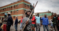 Violences en Afrique du Sud : Le Sénégalais blessé s'appelle Mamoune Sarr Violences en Afrique du Sud : Le Sénégalais blessé s'appelle Mamoune Sarr