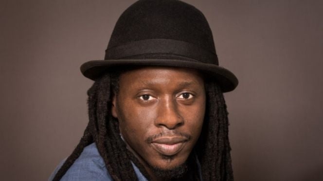Faada Freddy chante la libération de Sonko Faada Freddy chante la libération de Sonko