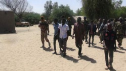 Près de 300 filles et femmes sauvées d'un fief de Boko Haram Près de 300 filles et femmes sauvées d'un fief de Boko Haram