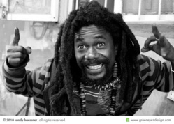 Niagass raille Mansour Faye en plein concert : « tous les projets qui sont là, sont lancés par Cheikh Bamba DIEYE ». Niagass raille Mansour Faye en plein concert : « tous les projets qui sont là, sont lancés par Cheikh Bamba DIEYE ».