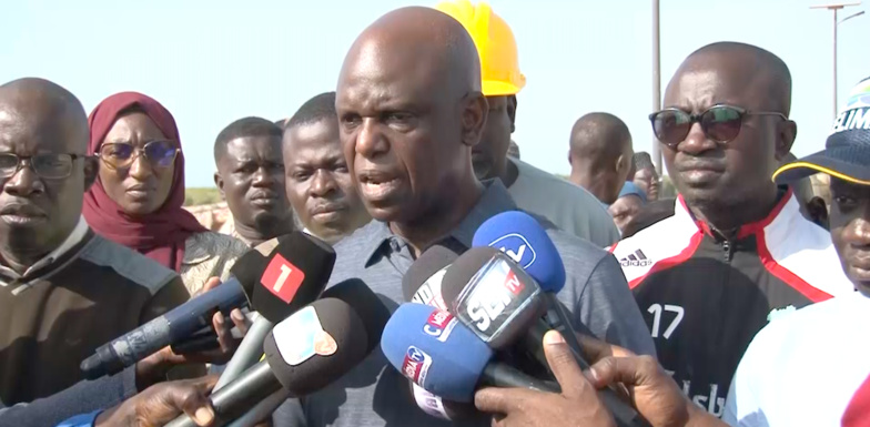 Rénovation d’infrastructures scolaires et de la voirie urbaine : Mansour FAYE satisfait de l’état d’avancement des travaux Rénovation d’infrastructures scolaires et de la voirie urbaine : Mansour FAYE satisfait de l’état d’avancement des travaux