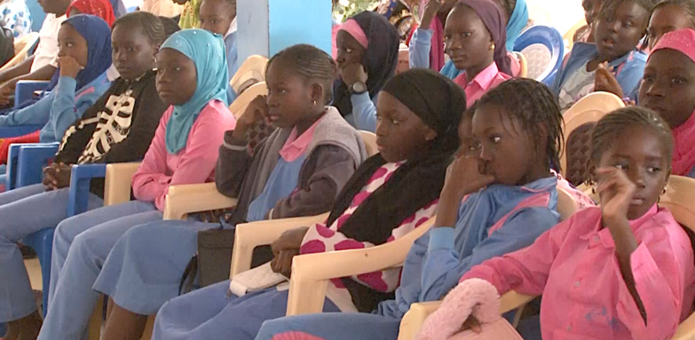 Sensibilisation sur les zoonoses prioritaire : la théâtralisation comme outil de sensibilisation Sensibilisation sur les zoonoses prioritaire : la théâtralisation comme outil de sensibilisation