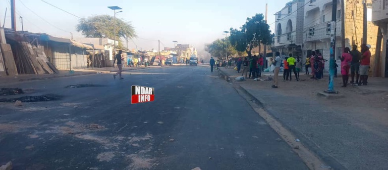 Report de la présidentielle : à Saint-Louis, des affrontements éclatent entre manifestants et forces de l’ordre Report de la présidentielle : à Saint-Louis, des affrontements éclatent entre manifestants et forces de l’ordre
