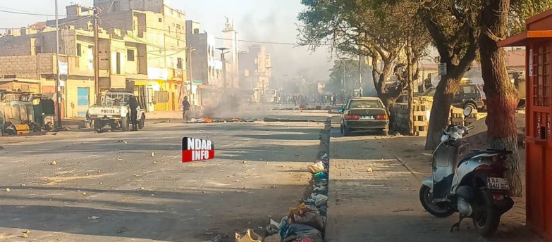 Report de la présidentielle : à Saint-Louis, des affrontements éclatent entre manifestants et forces de l’ordre Report de la présidentielle : à Saint-Louis, des affrontements éclatent entre manifestants et forces de l’ordre
