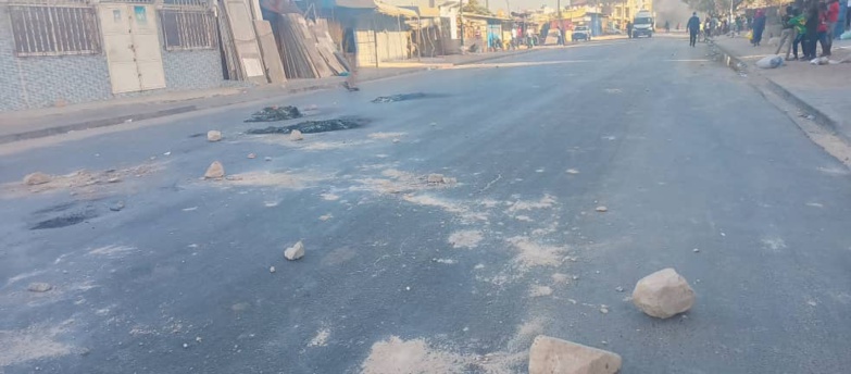 Report de la présidentielle : à Saint-Louis, des affrontements éclatent entre manifestants et forces de l’ordre Report de la présidentielle : à Saint-Louis, des affrontements éclatent entre manifestants et forces de l’ordre