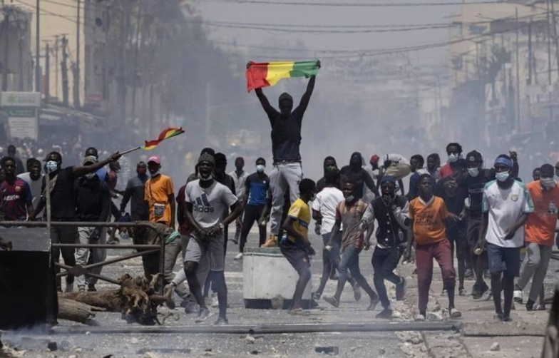 Déclin de la Démocratie Sénégalaise : AfricTivistes dit stop ! Déclin de la Démocratie Sénégalaise : AfricTivistes dit stop !
