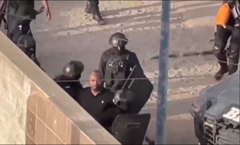 Parcelles assainies : les députés Abass Fall et Guy Marius Sagna arrêtés Parcelles assainies : les députés Abass Fall et Guy Marius Sagna arrêtés