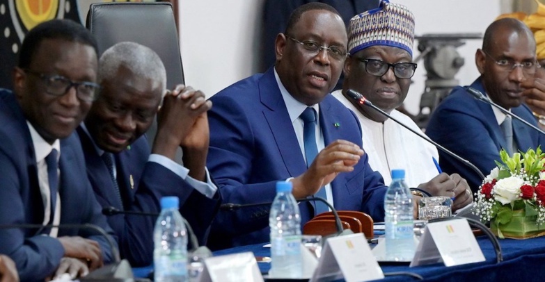 Rencontre de Macky SALL avec les candidats validés : le FC25 dément Sidiki KABA ( communiqué)