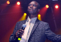 Thione Seck placé sous mandat de dépôt ( Rebeuss ) Thione Seck placé sous mandat de dépôt ( Rebeuss )