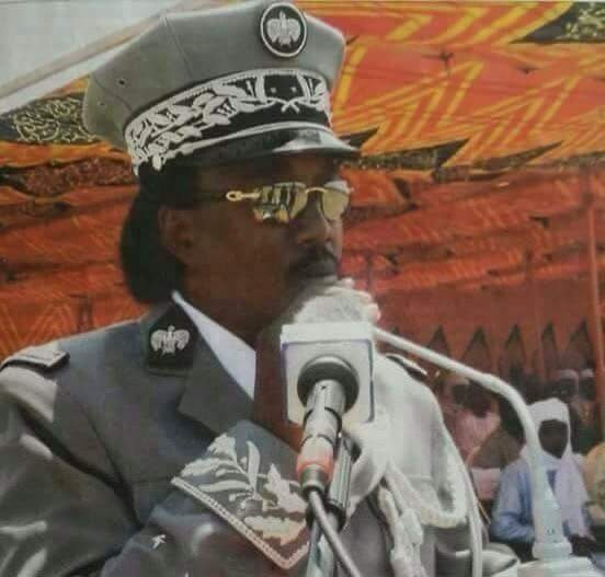 Le Général Saley Deby Itno arrêté et conduit à la présidence Le Général Saley Deby Itno arrêté et conduit à la présidence